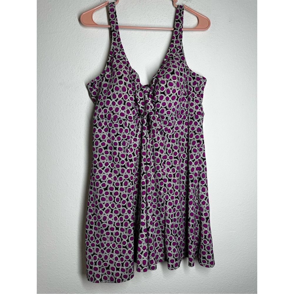 Penbrook Women’s Swimming Top Size L Geometric Pattern Purple Black See Desc
